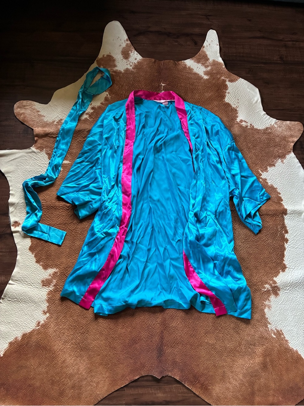 Silky Turquoise Kimono Robe with Pink Trim - Women's Intimates